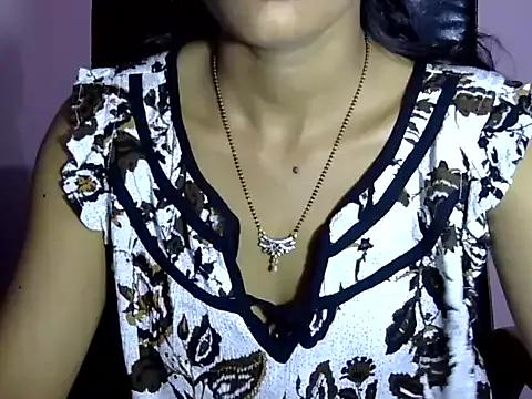 kusumbaby from StripChat