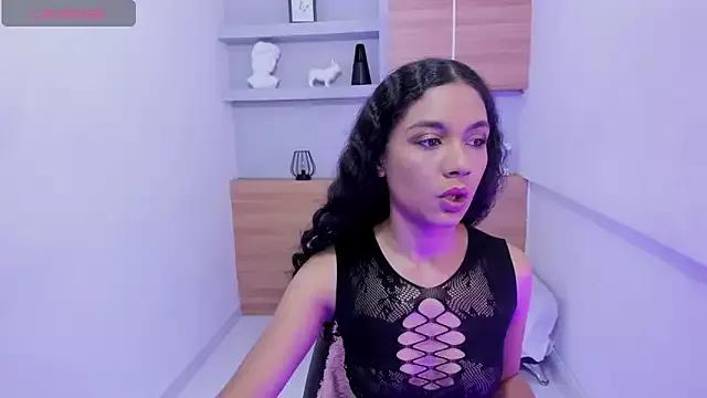 KyleFox3 from StripChat is Freechat