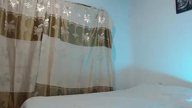 Kylie_Minogue from StripChat is Freechat