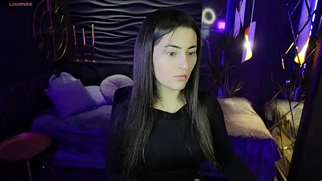 Explore our live girls sluts from our Custom and Multi clubs and checkout exclusive access to highly interactive content, such as shape, hair, titties, pussy type and many more.