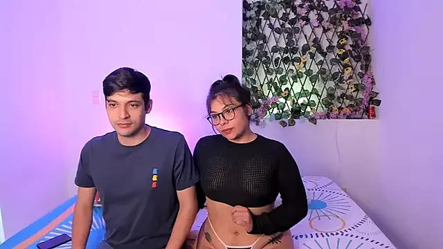Explore our live girls sluts from our Custom and Multi clubs and checkout exclusive access to highly interactive content, such as shape, hair, titties, pussy type and many more.