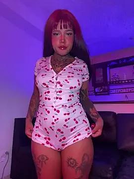 kymmkitty_star from StripChat is Freechat