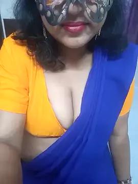 Laaly_Sona from StripChat