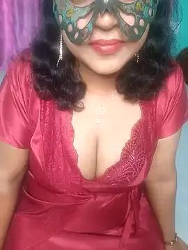 Laaly_Sona from StripChat