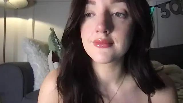 laceyjames24 from StripChat is Freechat