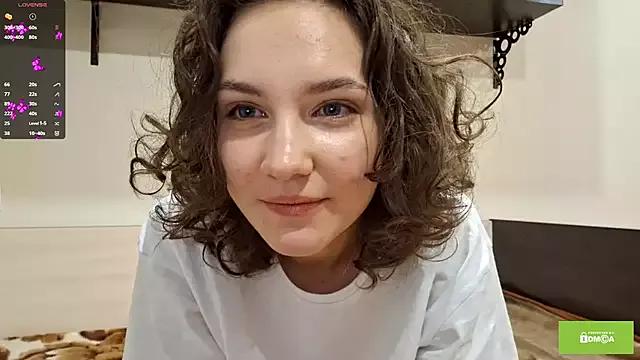 Explore our live girls sluts from our Custom and Multi clubs and checkout exclusive access to highly interactive content, such as shape, hair, titties, pussy type and many more.