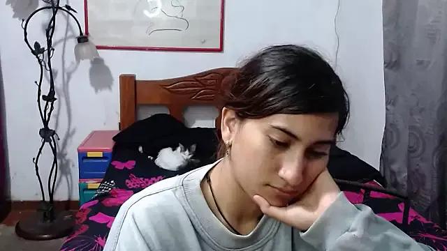 Explore our live girls sluts from our Custom and Multi clubs and checkout exclusive access to highly interactive content, such as shape, hair, titties, pussy type and many more.
