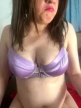 Ladysofiaxxx from StripChat is Freechat