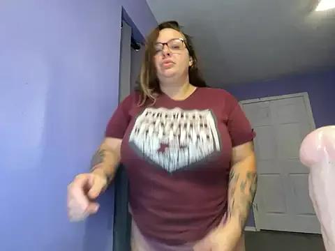 lairarose from StripChat is Freechat