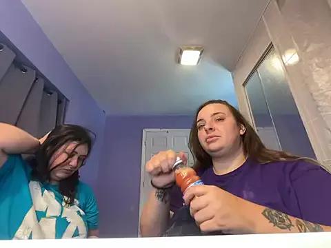 Explore our live girls sluts from our Custom and Multi clubs and checkout exclusive access to highly interactive content, such as shape, hair, titties, pussy type and many more.