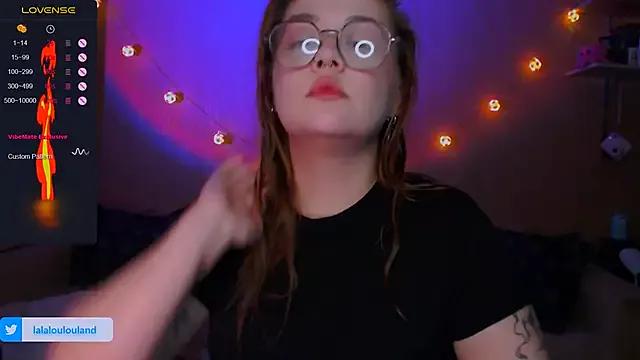 lala_loulou_land from StripChat