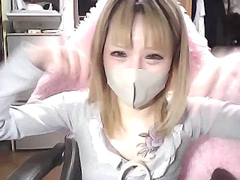 lala_tenshino from StripChat