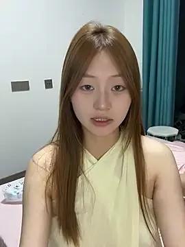 Lala_v webcams show profile image 