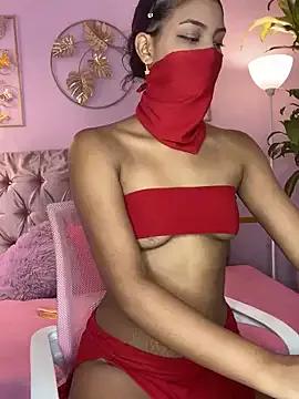 LalilaBrunette from StripChat