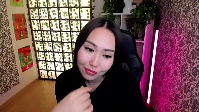Lalisa_Black from StripChat