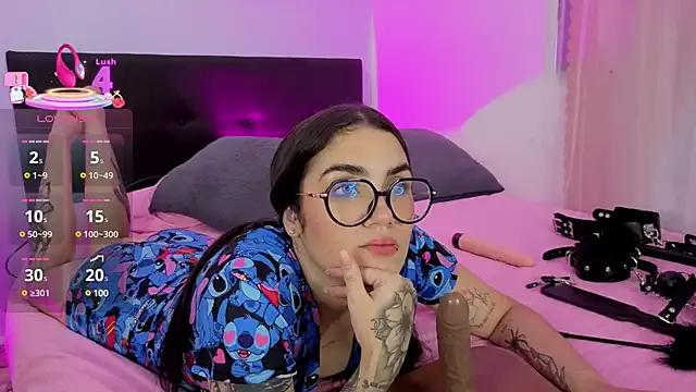 Lana1_ from StripChat