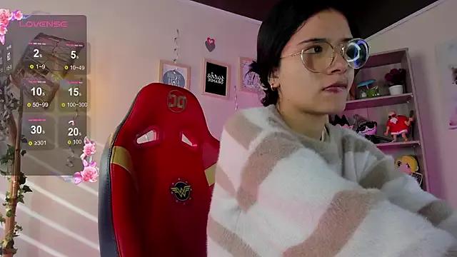 Lana_Dreams_ from StripChat is Freechat
