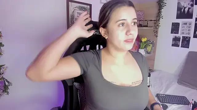 Lana_Herondale from StripChat
