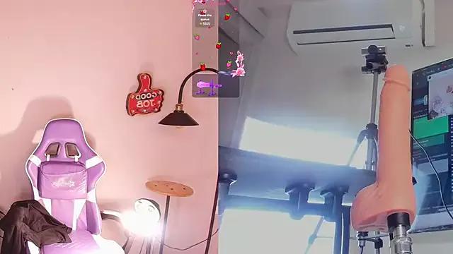 Explore our live girls sluts from our Custom and Multi clubs and checkout exclusive access to highly interactive content, such as shape, hair, titties, pussy type and many more.