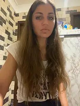 Lanaa19 from StripChat