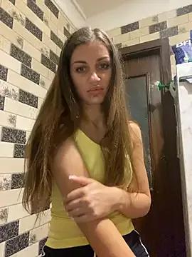 Lanaa19 from StripChat