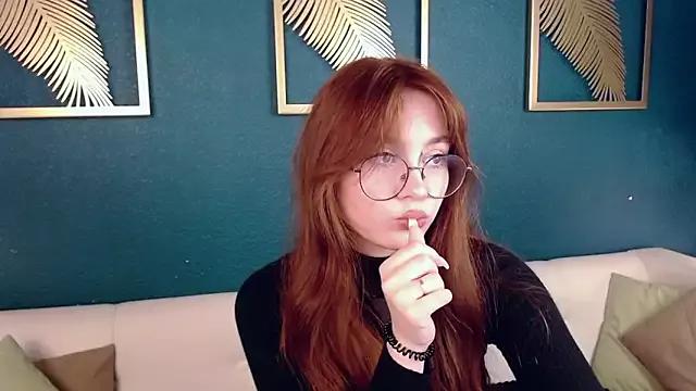 LanaAirlie from StripChat is Freechat