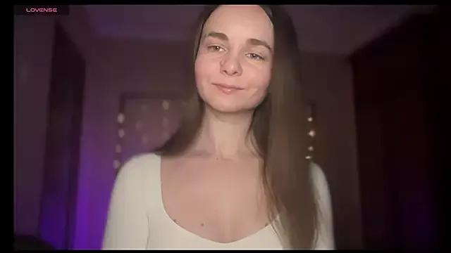 lanaloulou from StripChat