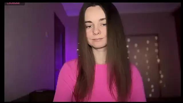 lanaloulou from StripChat