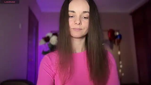 lanaloulou from StripChat