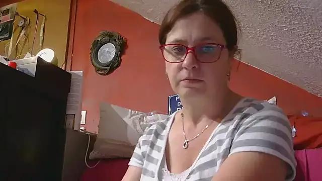 Explore our live girls sluts from our Custom and Multi clubs and checkout exclusive access to highly interactive content, such as shape, hair, titties, pussy type and many more.