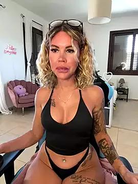 Lara_Bergmann from StripChat