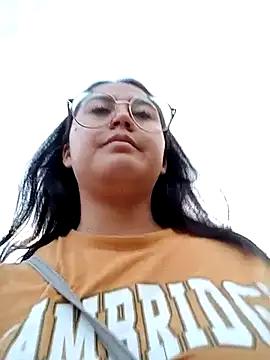 lara_moon25 from StripChat