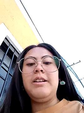 lara_moon25 from StripChat