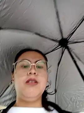 lara_moon25 from StripChat