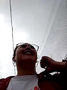 lara_moon25 from StripChat