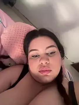 lara_rose1 from StripChat