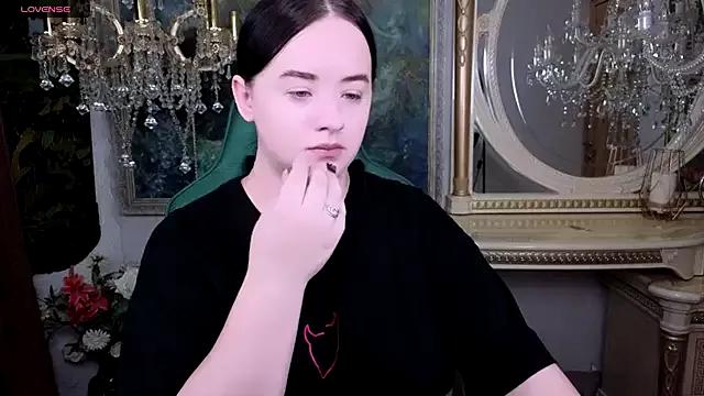 LaraBenson_ from StripChat