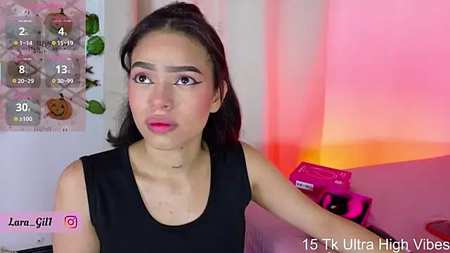 LaraGiil from StripChat