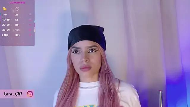 LaraGiil from StripChat