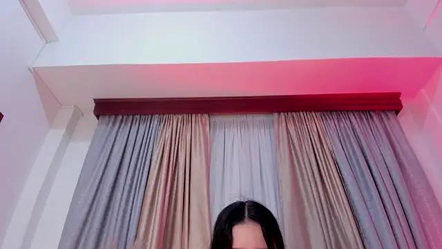 Explore our live girls sluts from our Custom and Multi clubs and checkout exclusive access to highly interactive content, such as shape, hair, titties, pussy type and many more.
