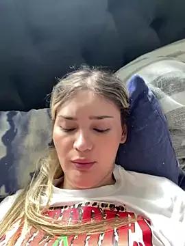Explore our live girls sluts from our Custom and Multi clubs and checkout exclusive access to highly interactive content, such as shape, hair, titties, pussy type and many more.