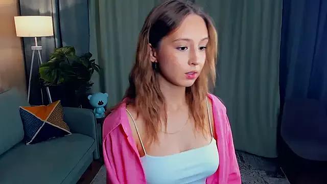 Explore our live girls sluts from our Custom and Multi clubs and checkout exclusive access to highly interactive content, such as shape, hair, titties, pussy type and many more.
