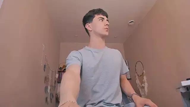 LarryProject from StripChat