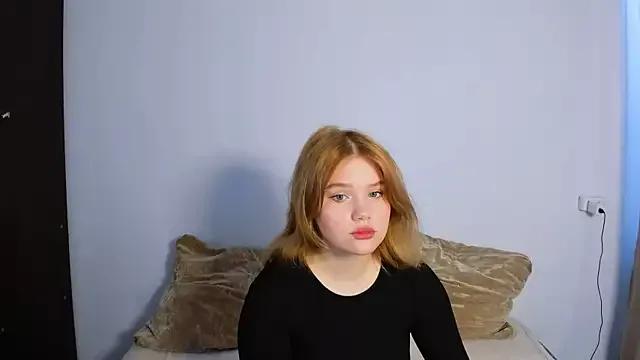LaseyMoon from StripChat is Freechat