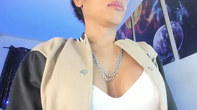 latin_goddessxx from StripChat is Freechat