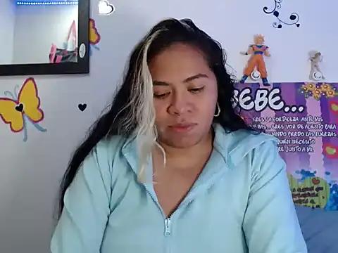 Explore our live girls sluts from our Custom and Multi clubs and checkout exclusive access to highly interactive content, such as shape, hair, titties, pussy type and many more.