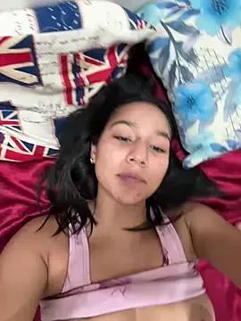 Explore our live girls sluts from our Custom and Multi clubs and checkout exclusive access to highly interactive content, such as shape, hair, titties, pussy type and many more.