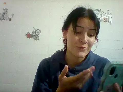 laura_arias018 from StripChat is Freechat