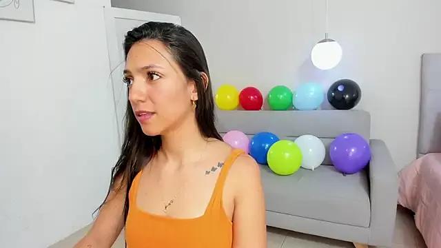 Explore our live girls sluts from our Custom and Multi clubs and checkout exclusive access to highly interactive content, such as shape, hair, titties, pussy type and many more.