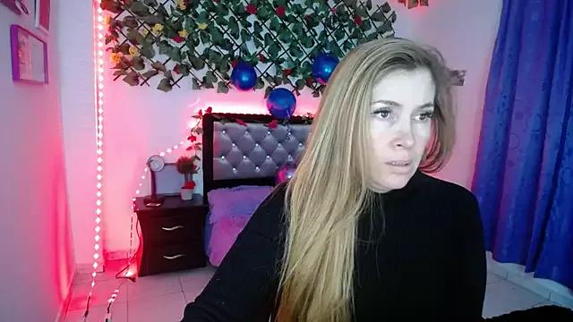laura_evans1998 from StripChat is Freechat